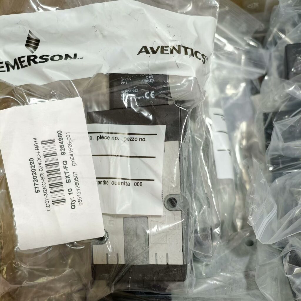 Aventics 5772020220 Pneumatic Valve thumbnail