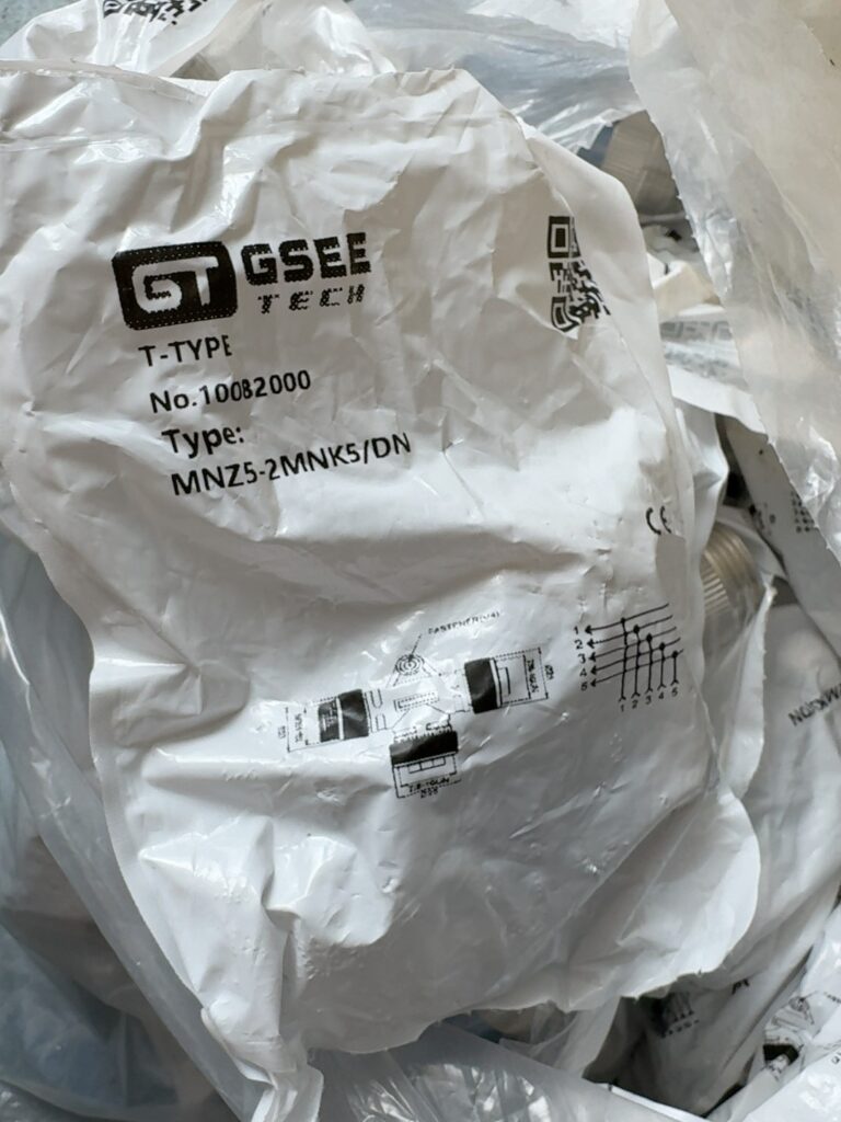 GSEE MNZ5-2MNK5/DN Connector