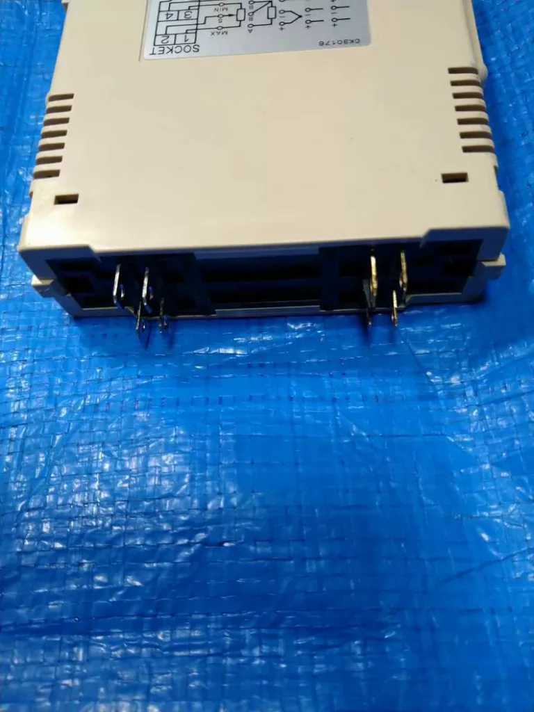 Fuji SDC-14H01 Signal Isolator