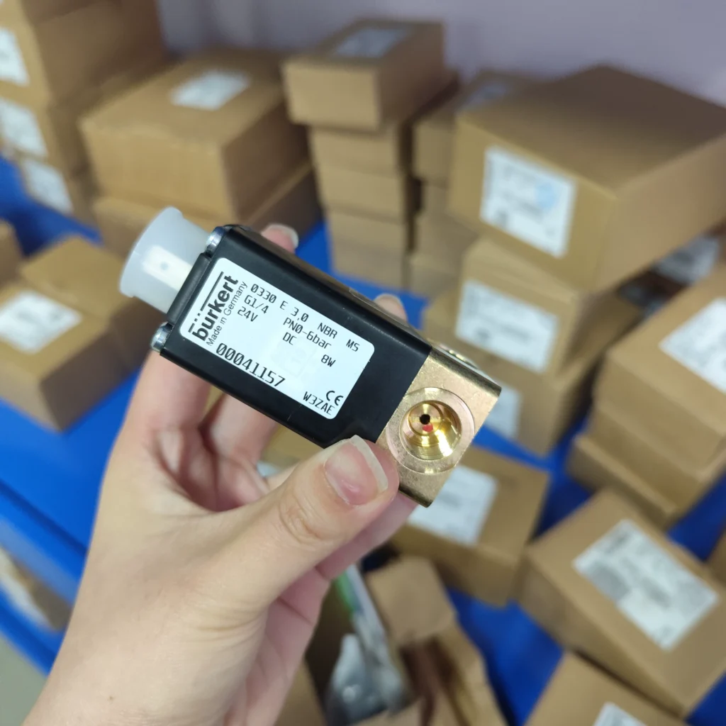 Burkert 41157 Solenoid Valve