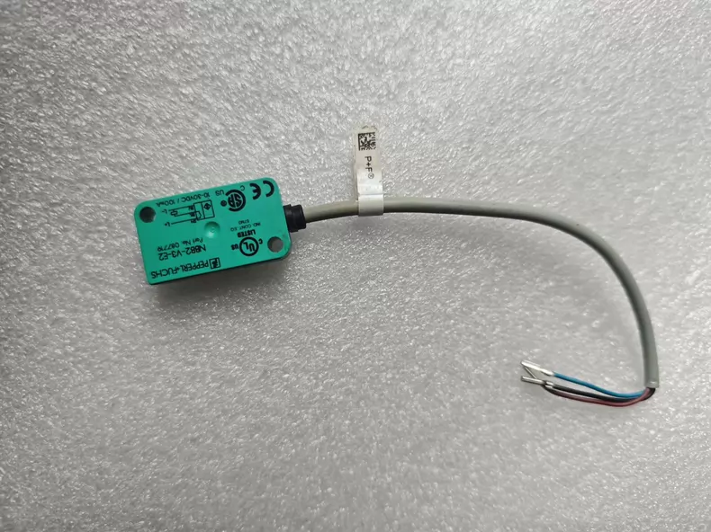 Pepperl+Fuchs Proximity Sensor NBB2-V3-E2 thumbnail