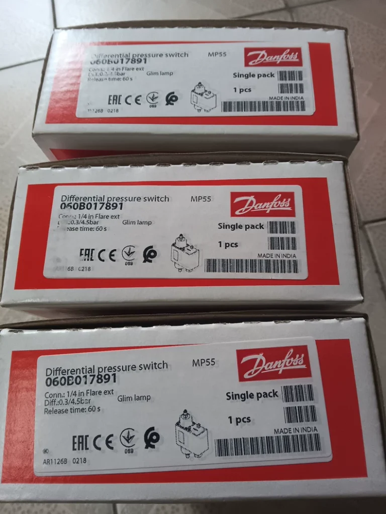 Danfoss Differential Pressure Switch 060B017891 thumbnail