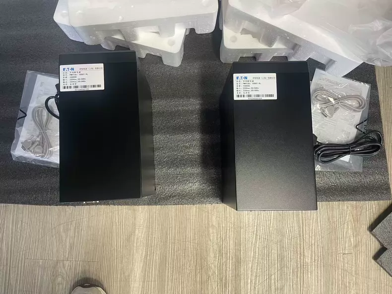 Eaton Power Supply PW9130I 1000