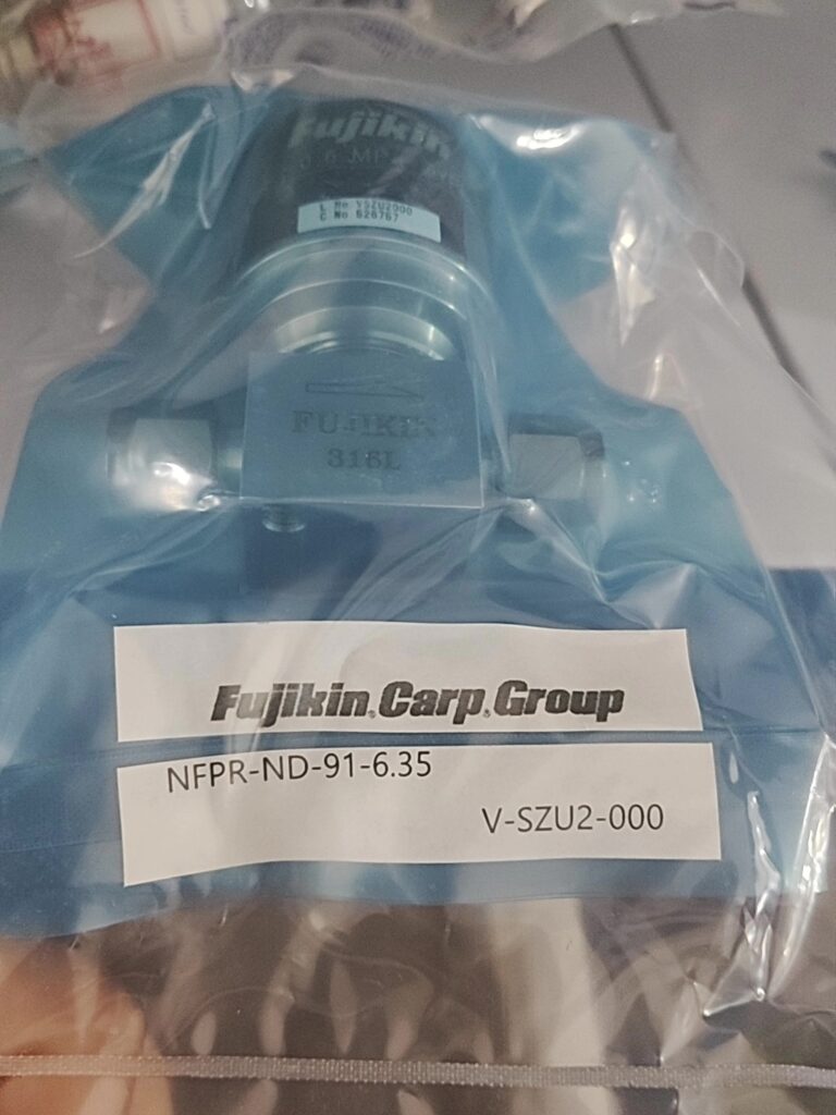 Fujikin NFPR-ND-91-6.35 Diaphragm Valve thumbnail