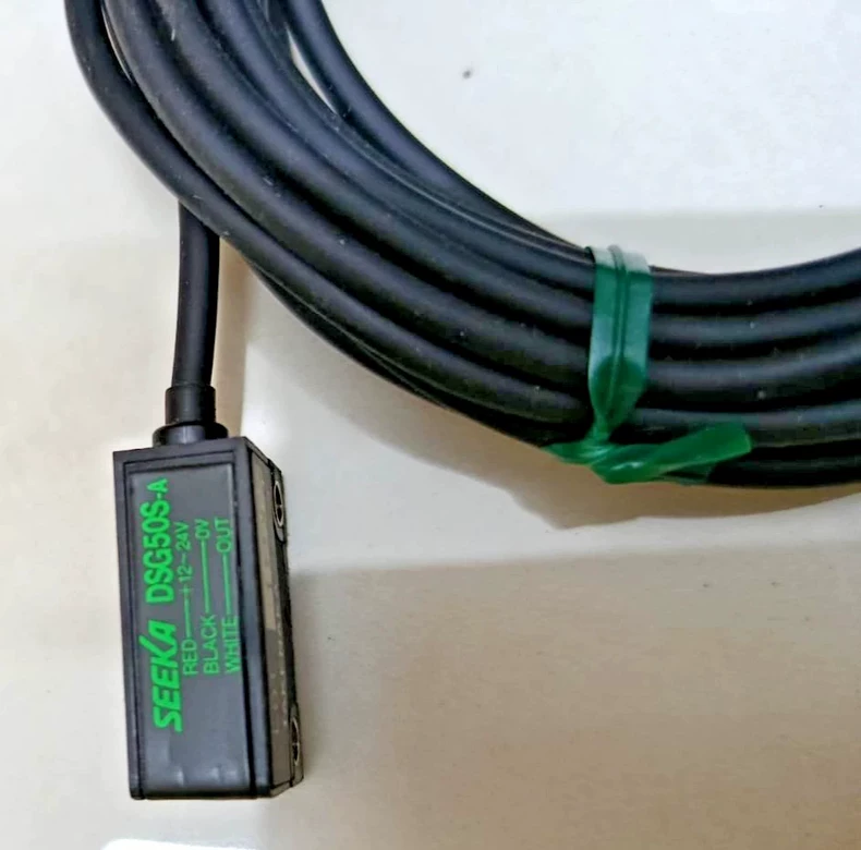 TAKEX DSG5 Photoelectric Sensor thumbnail