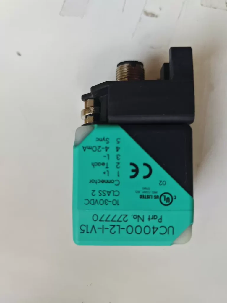 Pepperl+Fuchs Ultrasonic Sensor UC4000-L2-I-V15 thumbnail