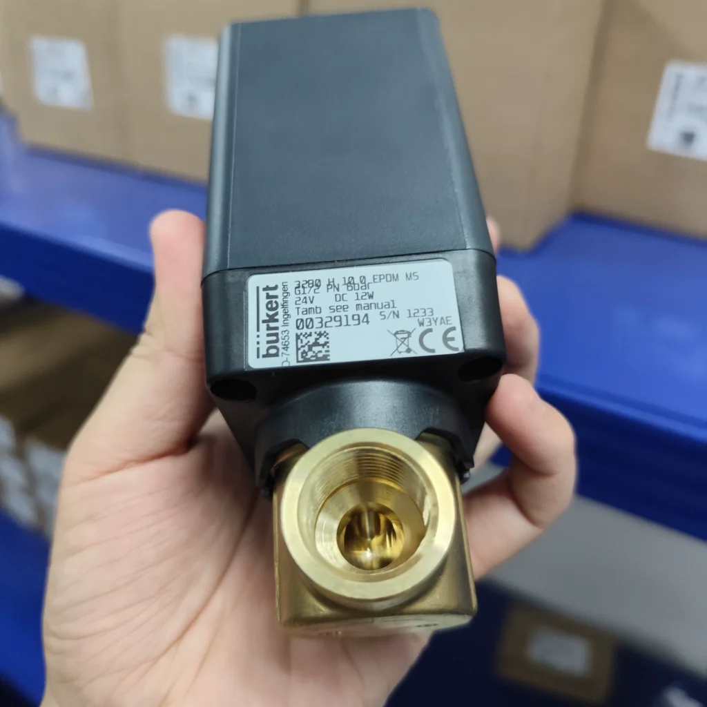 Burkert 329194 Control Valve