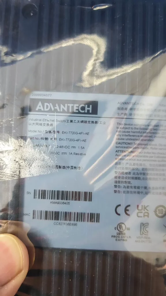 Advantech EKI-7720G-4FI-AE Industrial Switch thumbnail