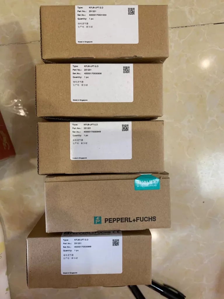 Pepperl+Fuchs KFU8-UFT-2.D Frequency Converter with Direction and Synchronization Monitor thumbnail
