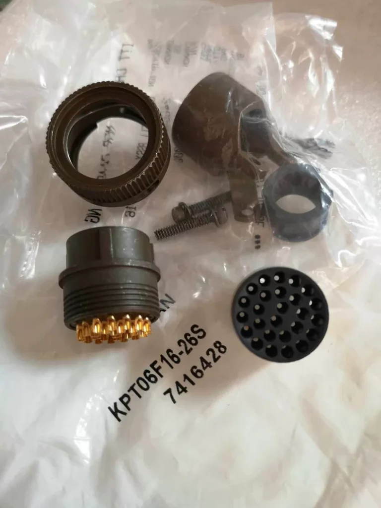 ITT Cannon KPT06F16-26S Circular Connector