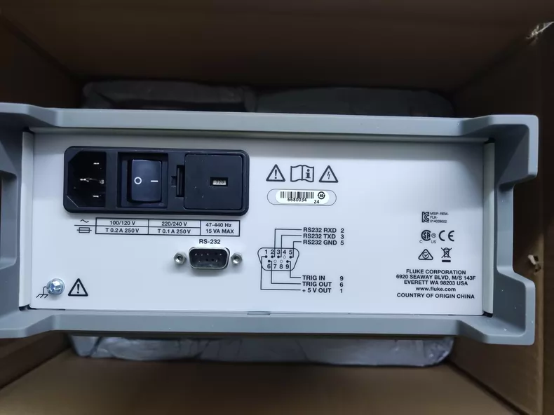 FLUKE 8808A Multimeter thumbnail