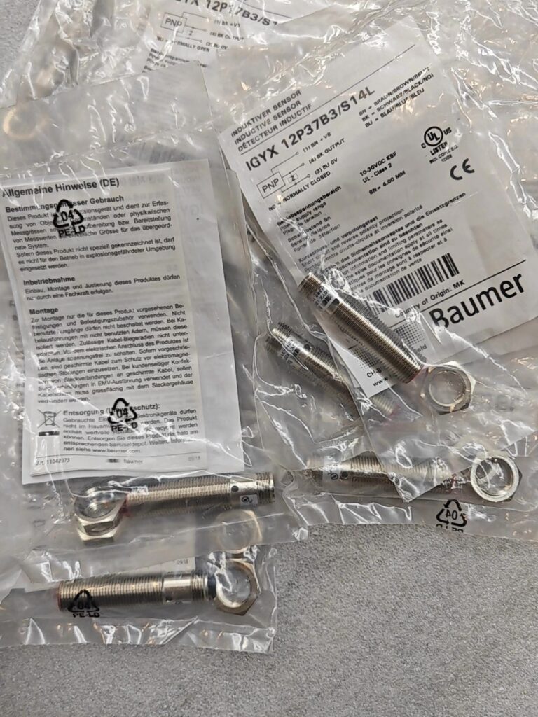 Baumer 12P17B3/S14L Proximity Sensor