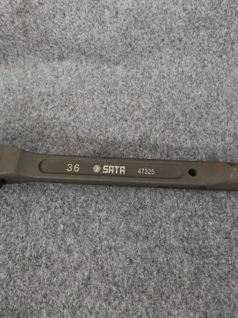 SATA 32X36 thumbnail