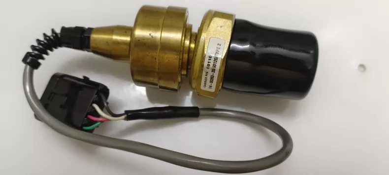 Carrier X13650913060 Electronic Expansion Valve thumbnail