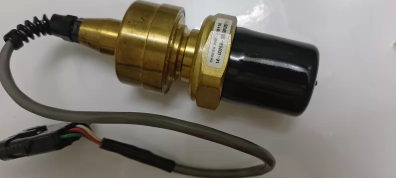 Carrier X13650913060 Electronic Expansion Valve thumbnail