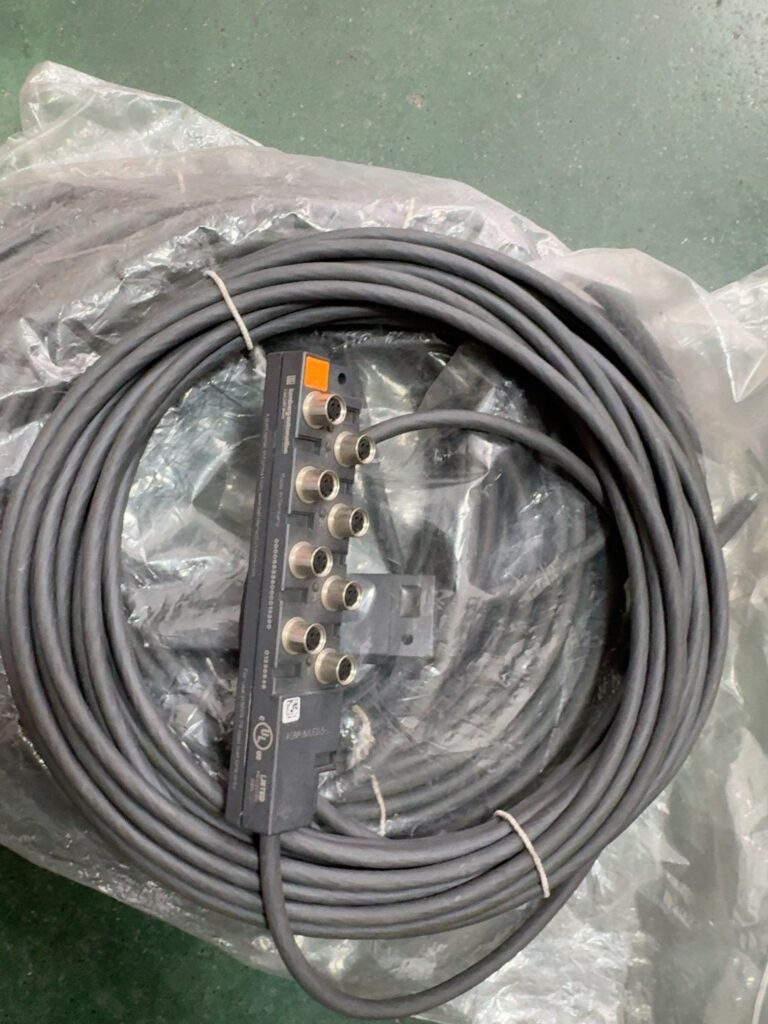 Lumberg 8/LED Connector thumbnail