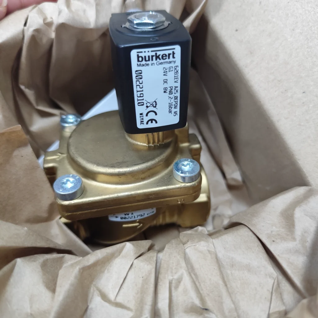 Burkert 221910 Solenoid Valve