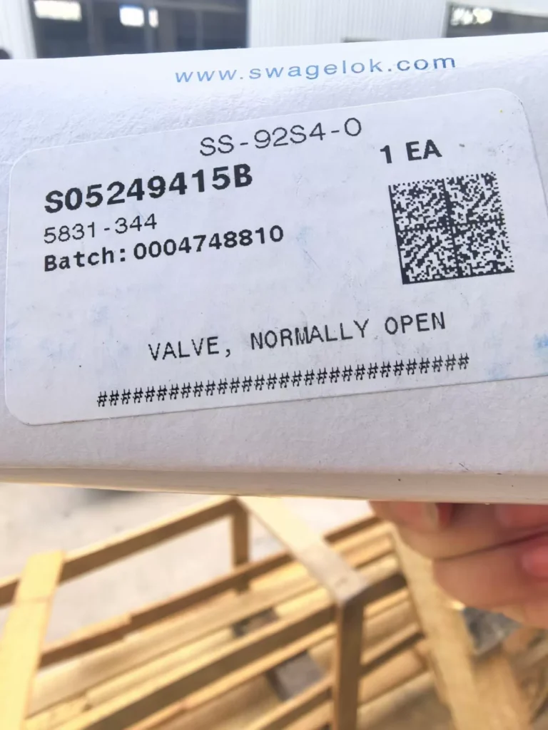 Swagelok SS-92S4-C-HT Valve thumbnail