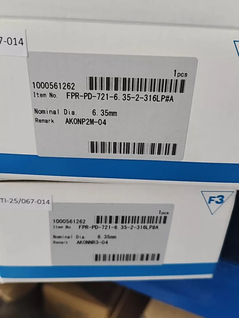 Fujikin FPR-PD-721-6.35-2-316LP Diaphragm Valve thumbnail