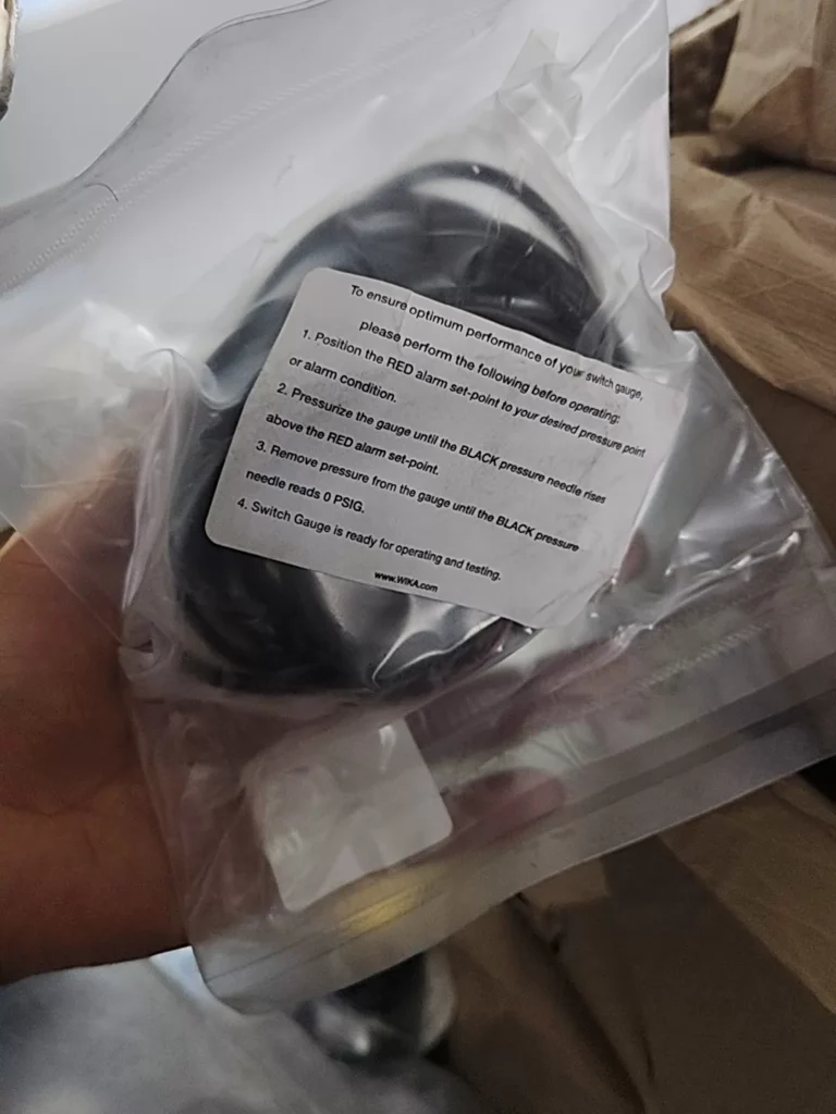 WIKA 30INHG/160PSI/MPA Pressure Gauge thumbnail