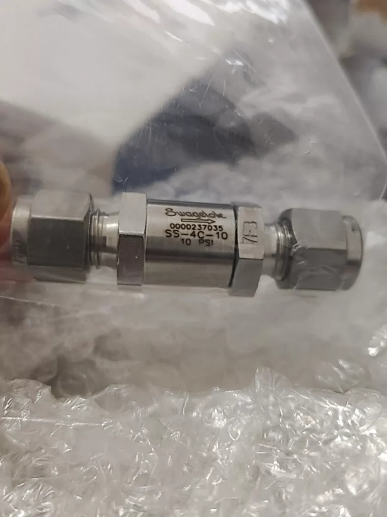 Swagelok SS-4C-10 Check Valve