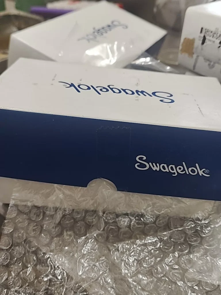 Swagelok SS-4C-10 Check Valve thumbnail