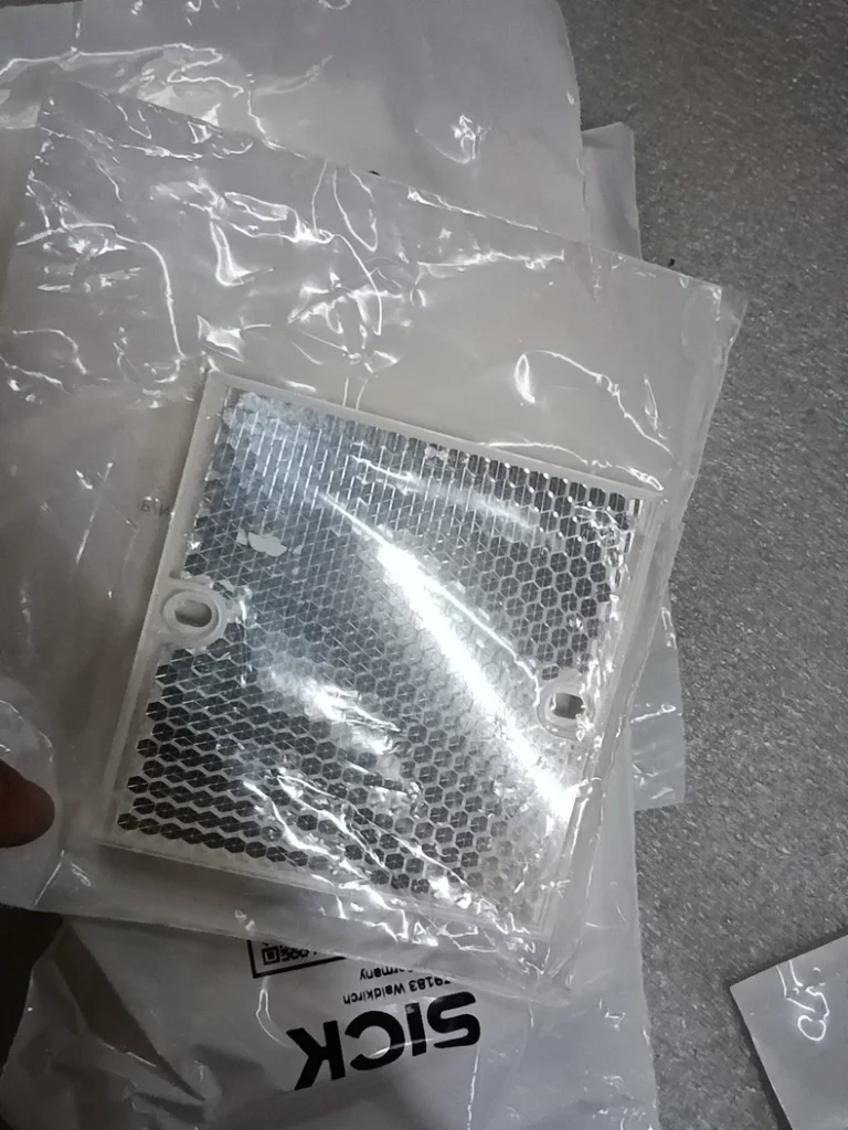 SICK PL80A Reflector thumbnail