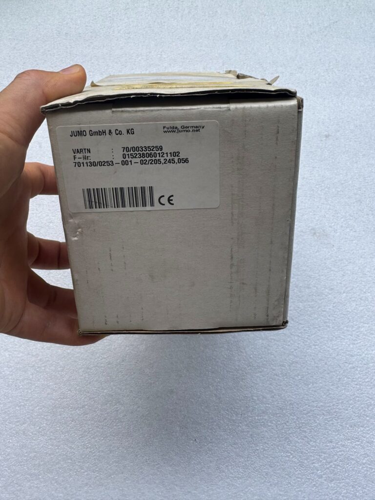 JUMO 701130/0253-001-02/205 Controller thumbnail