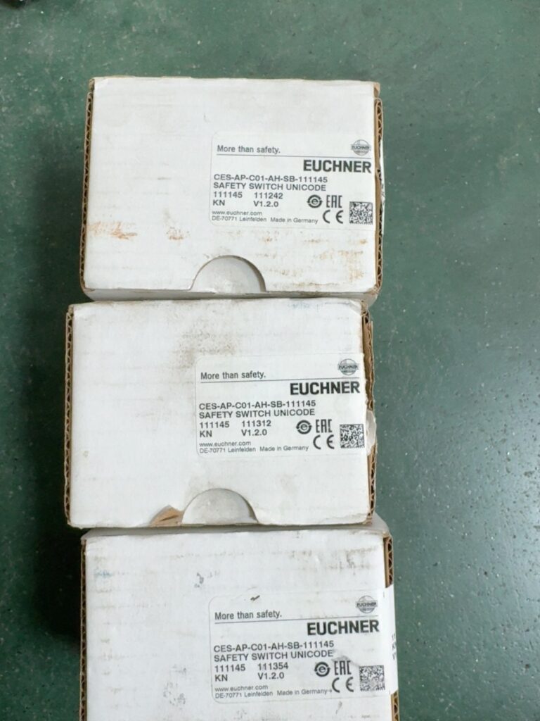 Euchner CES-AP-C01-AH-SB-111145 Switch