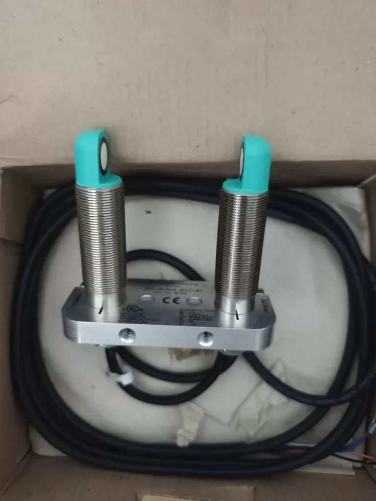 Pepperl+Fuchs Proximity Sensor UDC-18GMA-400-3E1 thumbnail