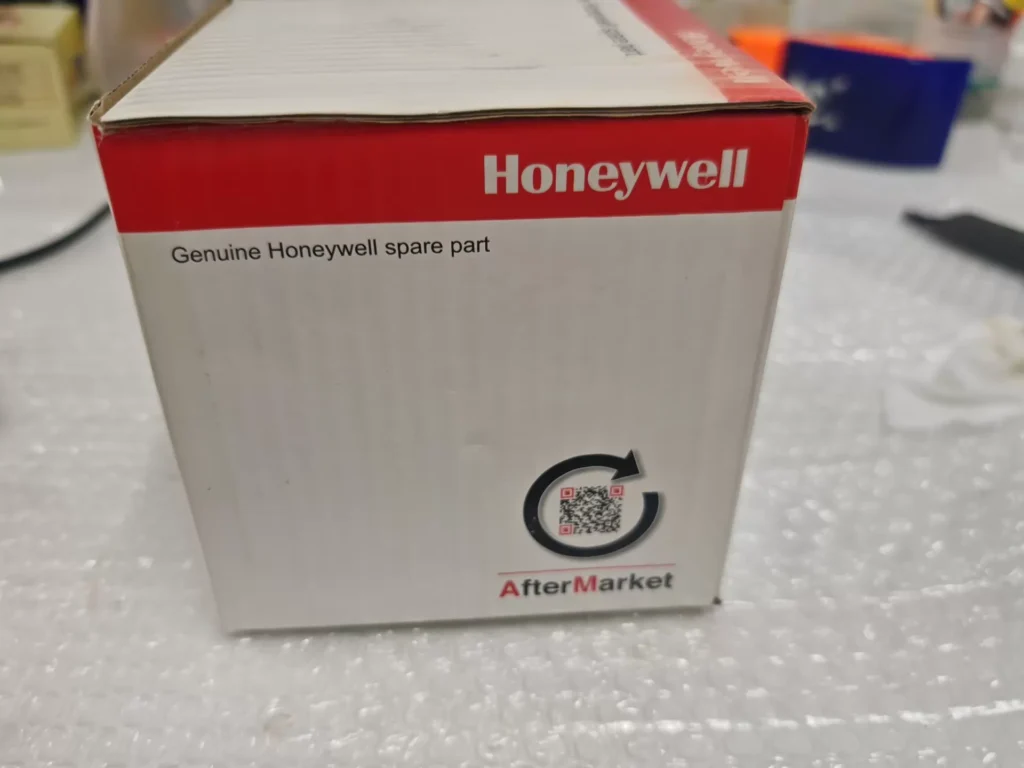 Honeywell A4021A1002 Valve thumbnail