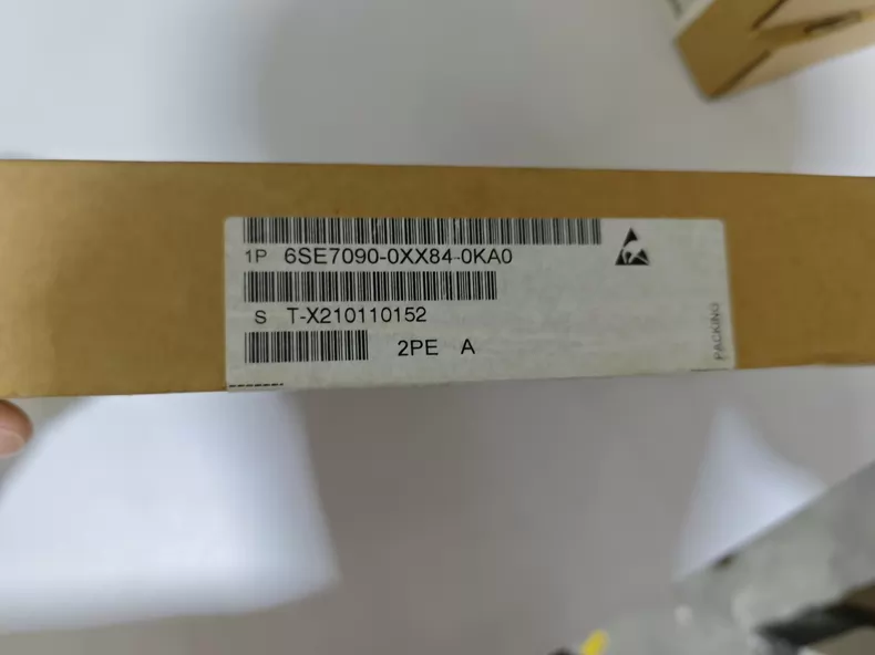 Siemens 6SE7090-0XX84-0KA0 Adapter Module thumbnail