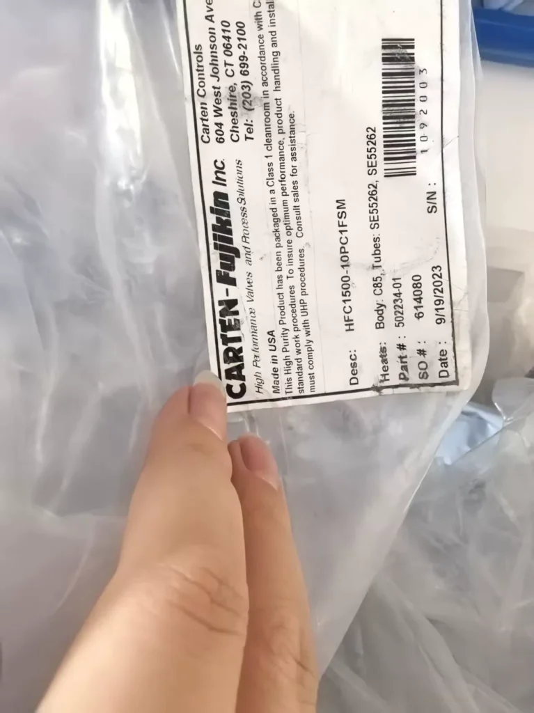 Fujikin 1.5 Bellows Valve thumbnail