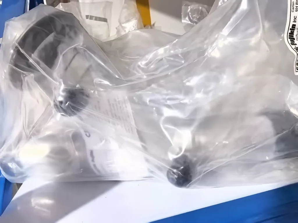 Fujikin 1.5 Bellows Valve thumbnail