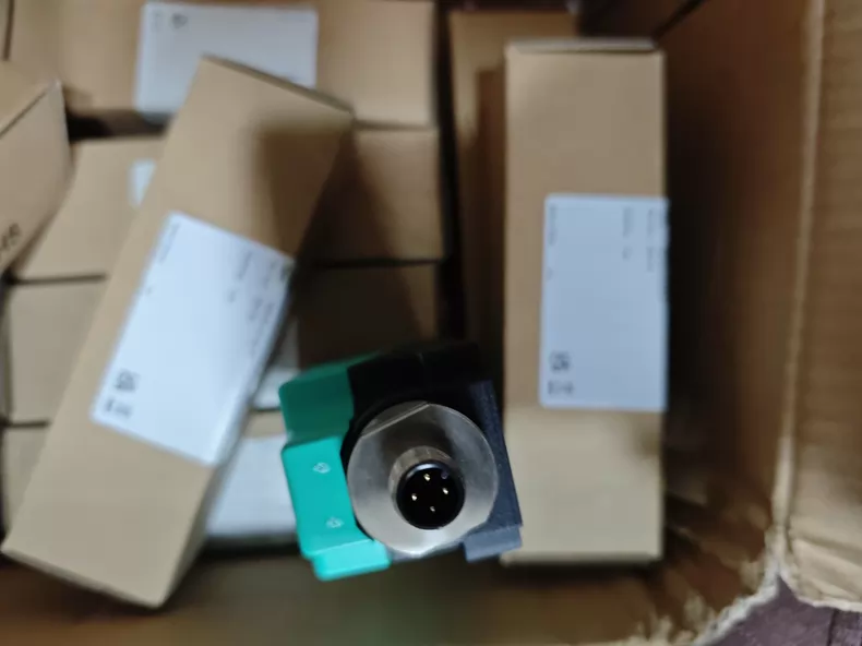 Pepperl+Fuchs Proximity Sensor NBN40-U4-A2-V1 thumbnail