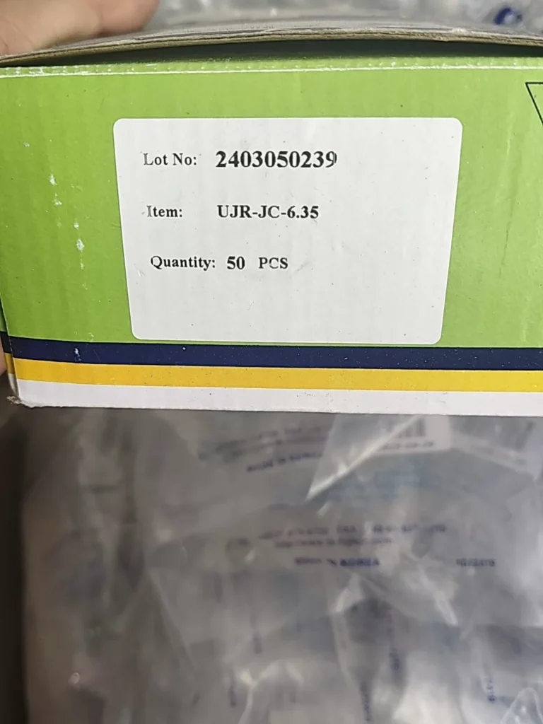 Fujikin UJR-JC-6.35 Tube thumbnail