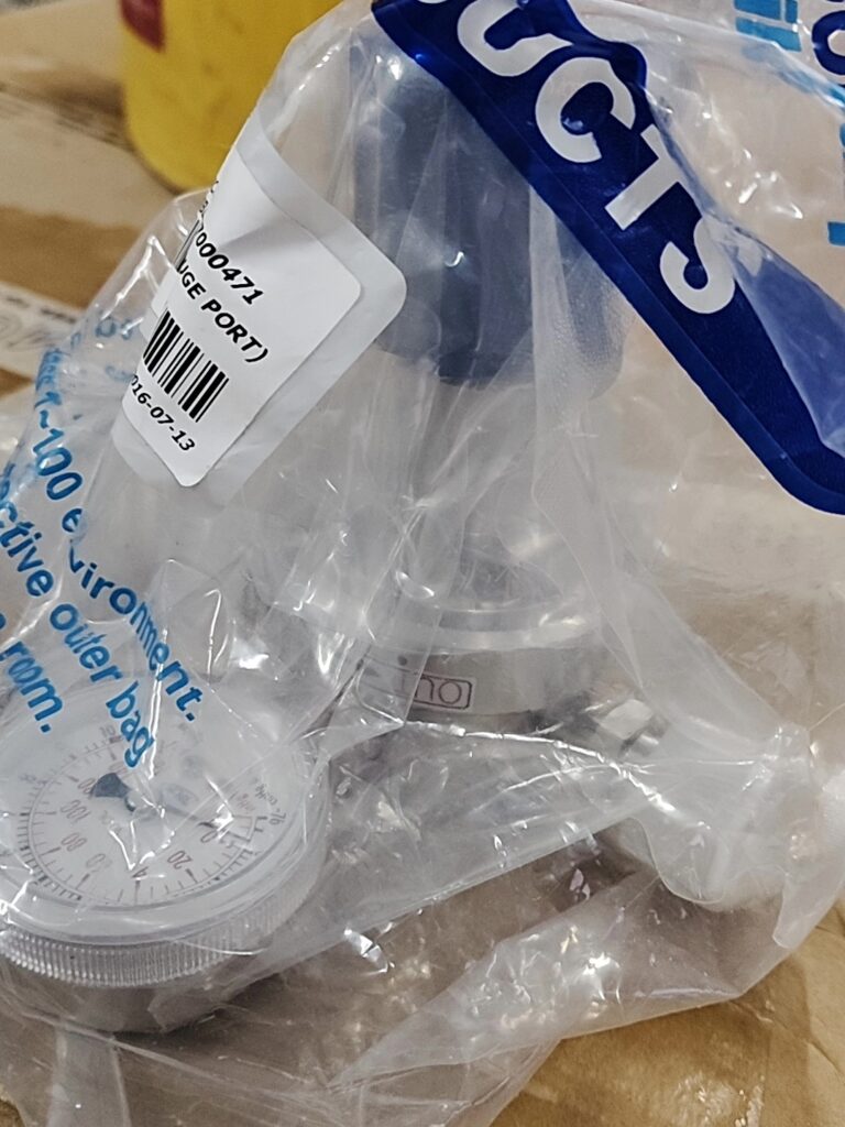 Fujikin S8RG2-SW-2B33 Control Valve