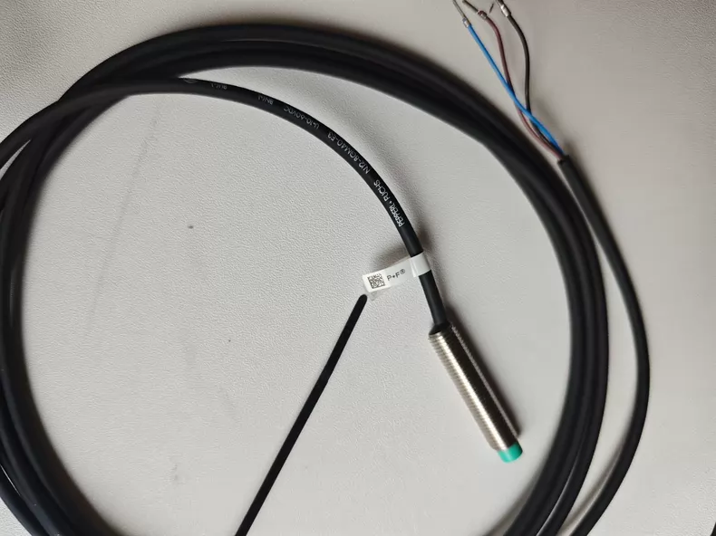 Pepperl+Fuchs Proximity Sensor NJ2-8GM40-E3 thumbnail