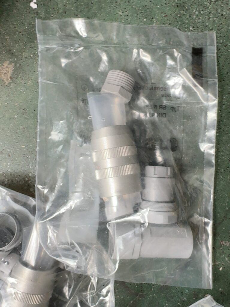 Euchner SR 6 EF 013176 Connector thumbnail
