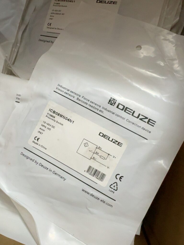 DEUZE ICB08MN04N1 Proximity Sensor