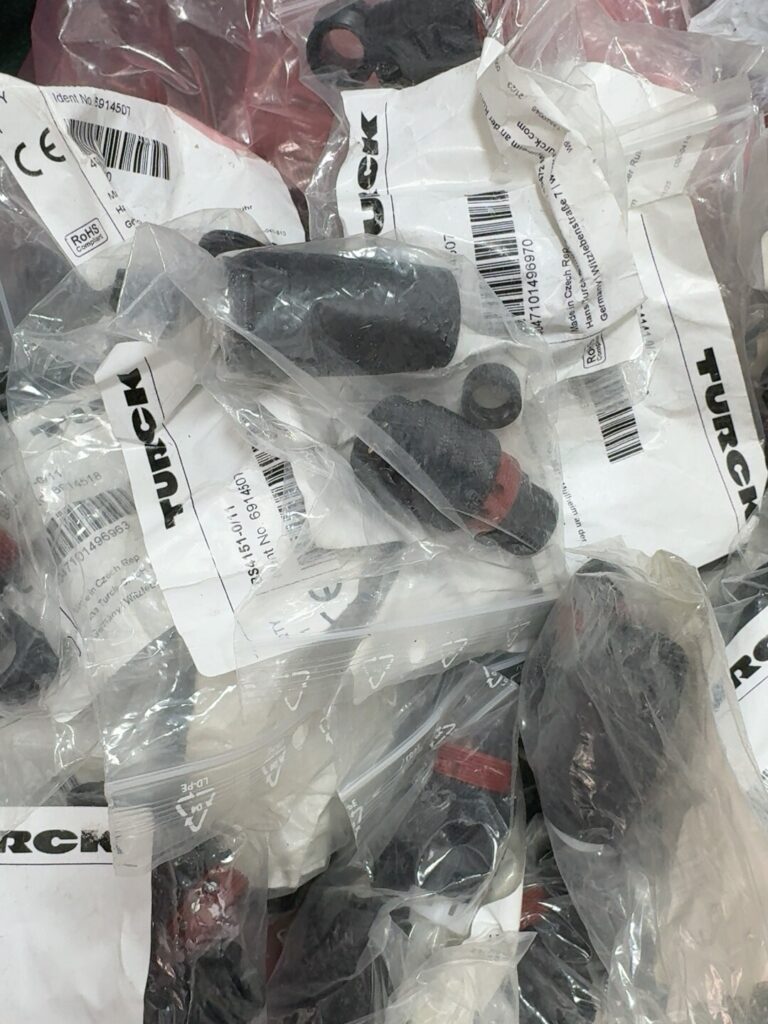 Turck BS4151-0/11 Connector thumbnail