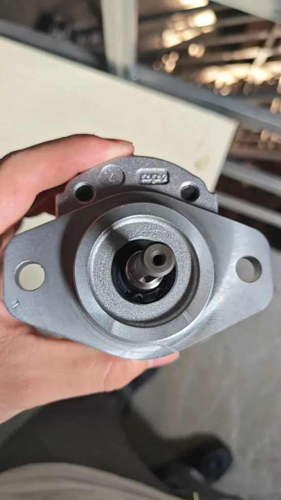 Stauff 0037000L Pump thumbnail