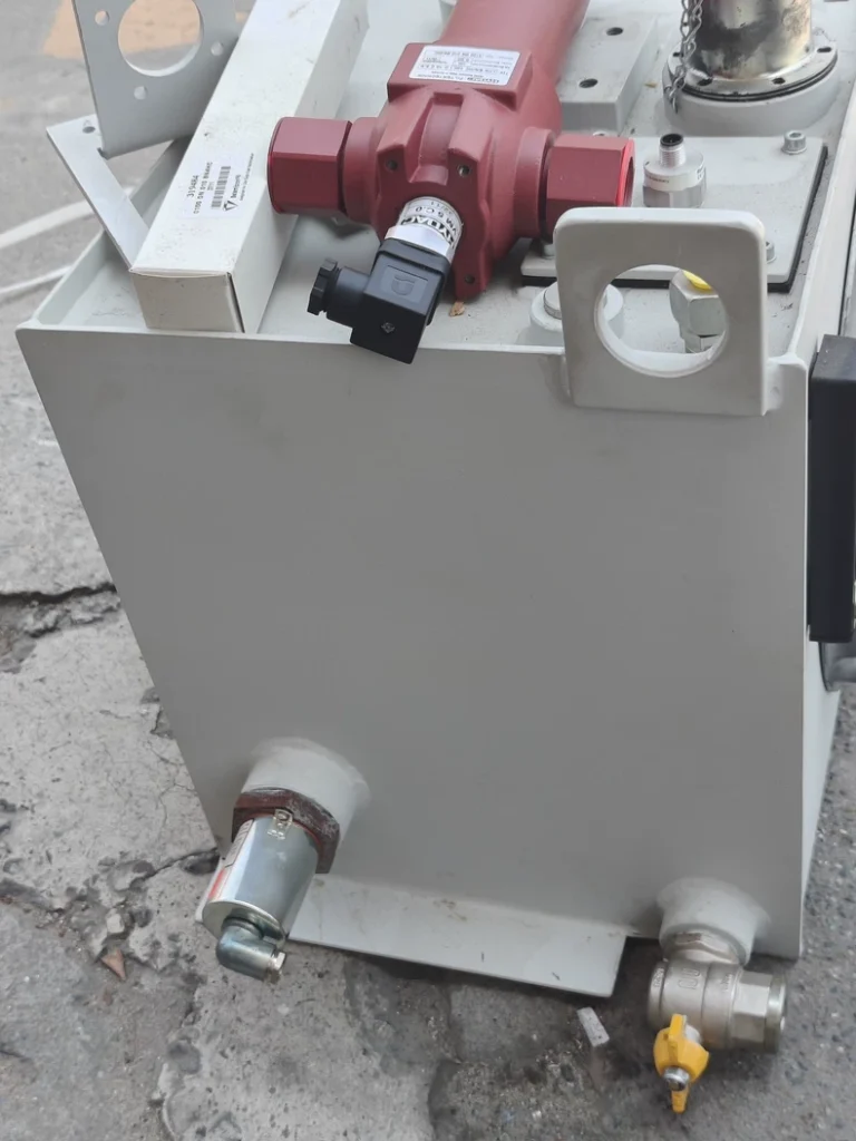 Bosch Rexroth Hydraulic Pump Unit R901134038 thumbnail