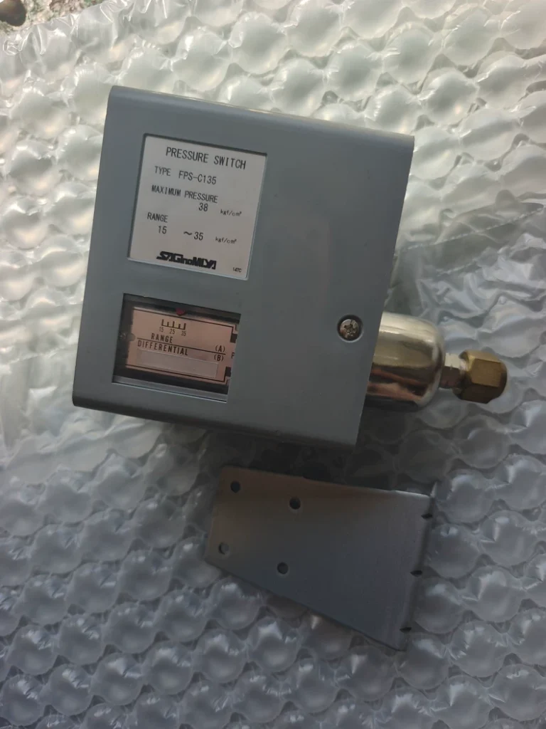 Saginomiya Pressure Switch FPS-C135