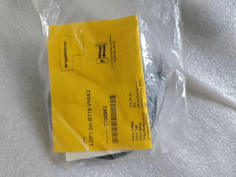 TURCK Photoelectric Sensor LOP3.5M-BT18-VN6X2 thumbnail