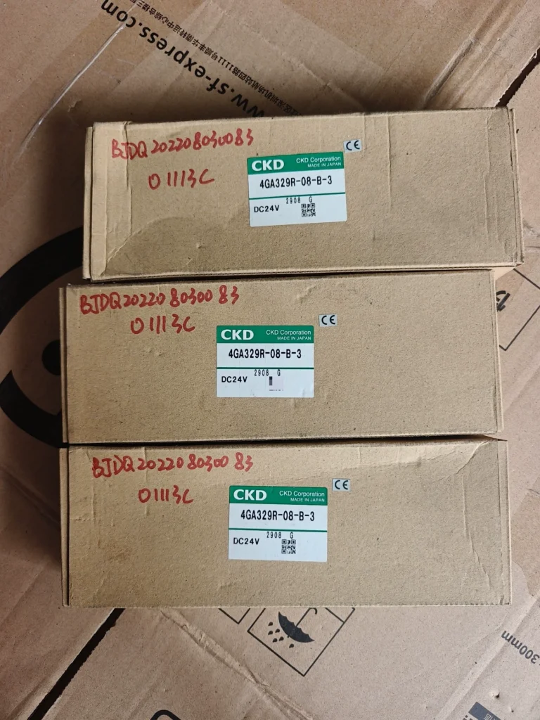 CKD Solenoid Valve 4GA329R-08-B-3 thumbnail