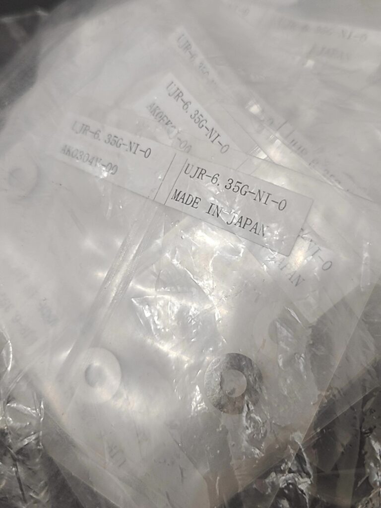 Fujikin UJR-6.35G-NI-0 Valve