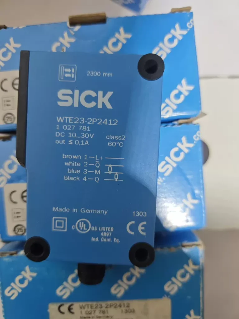 SICK Photoelectric Sensor WTE23-2P2412 thumbnail