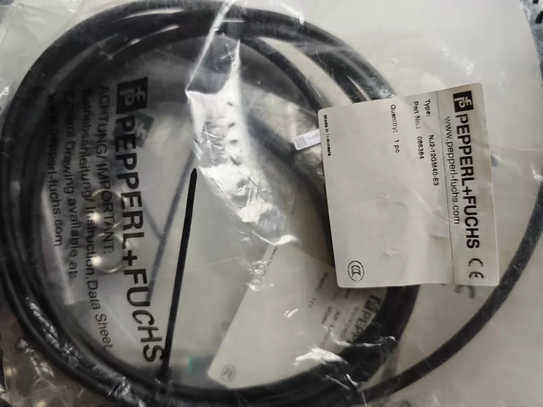 Pepperl+Fuchs NJ2-12GM40-E3 Inductive Sensor thumbnail