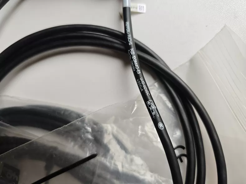 Pepperl+Fuchs NJ2-12GM40-E3 Inductive Sensor thumbnail